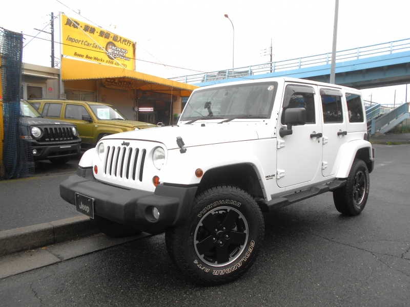 ジープ ラングラー アンリミサハラ☆特別仕様車アルティテュード