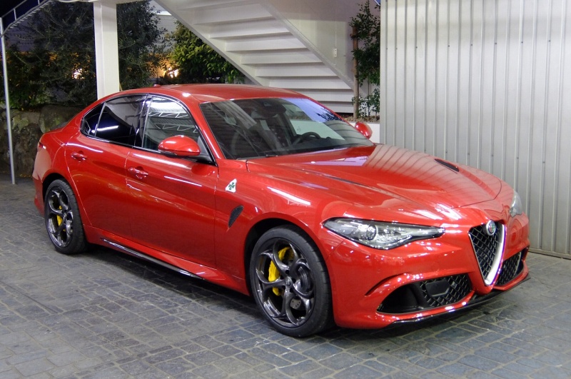 アルファロメオ ジュリア クアドリフォリオ Shinoda Automobile シノダ オートモービル 新車販売 アメ車 中古車 検索サイト エーカーライフ Com