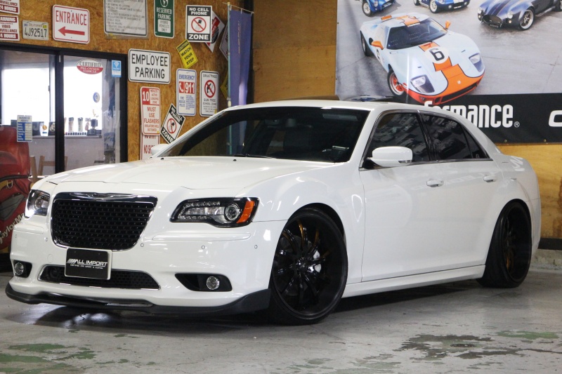 クライスラー 300 SRT8 新並 Hスピードエアサス SAVINI鍛造AW 中古車