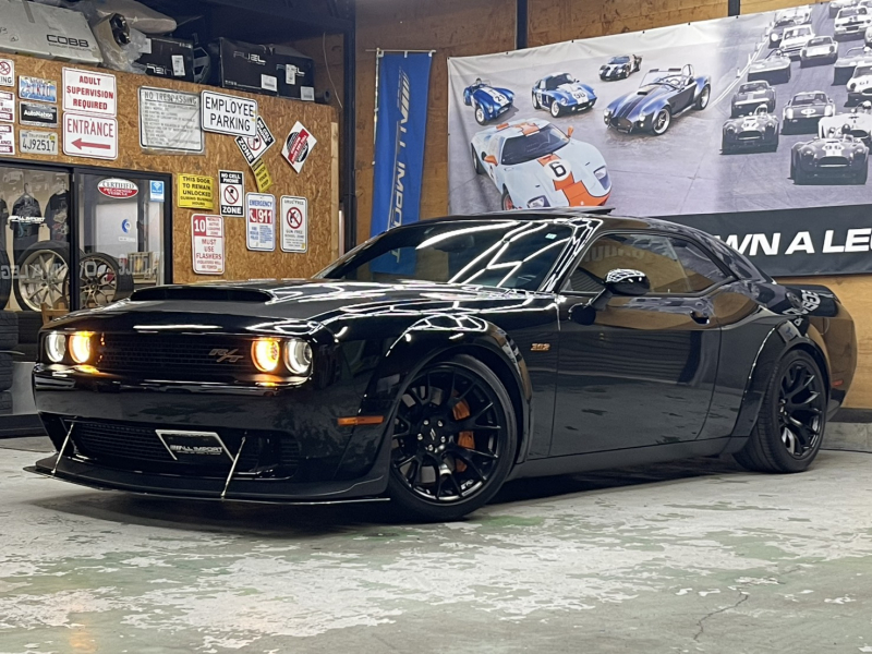 ダッジ チャレンジャー 自社輸入新並アメリカファクトリーオーダー　スキャットパック　ワイドボディ　HEMIオレンジPKG　サンルーフ