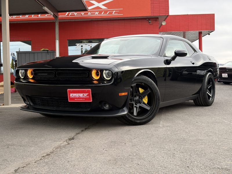 ダッジ チャレンジャー SXT プラス